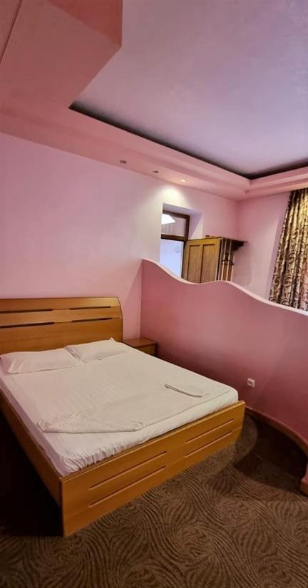 Ureni Hotel Kasagh Esterno foto